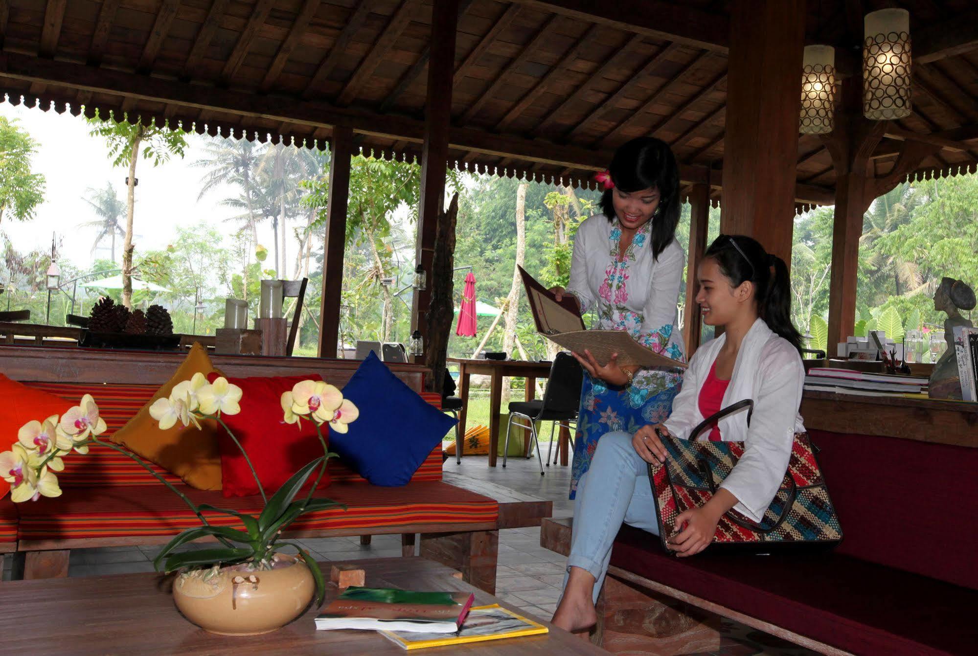 Amata Borobudur Resort Маґеланґ Екстер'єр фото